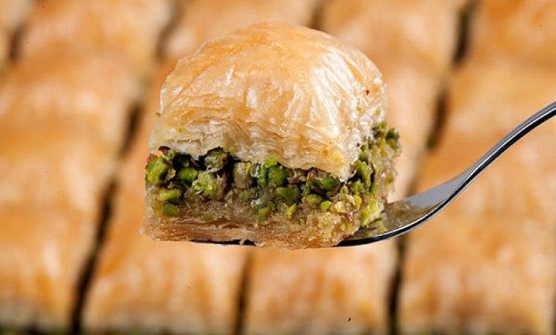 تور تبریز از شیراز شیرینی تبریز ، باقلوا