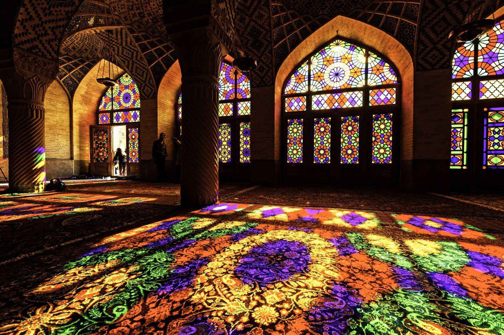 تور شیراز,گشت شیراز,بلیط شیراز,جاذبه های شیراز,شیدرخ تراول,ترانسفر شیراز,هتل شیراز,تور ارزان قیمت شیراز