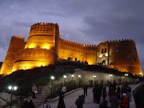 تور کردستان از شیراز قلعه کردستان تاریخ کردستان توکردستان از شیراز با شیدرخ تراول آژانس مسافرتی شیراز 