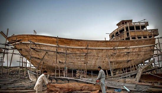 کارگاه لنج سازی قشم ، تور قشم ، شیدرخ تراول  gk[ ral